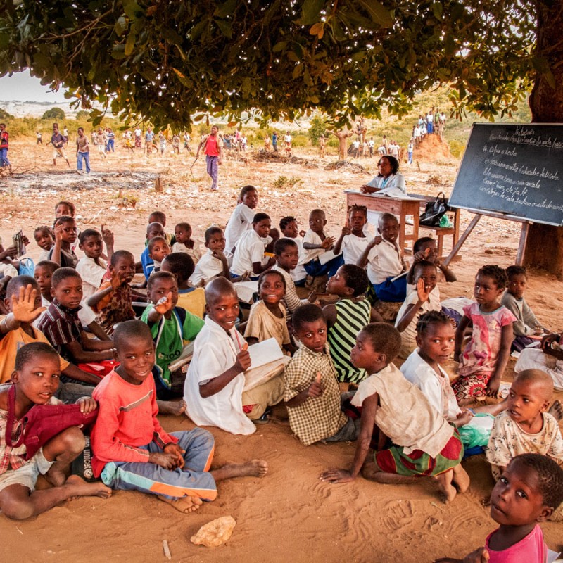 Com as Crianças de Moçambique, Maria Duarte